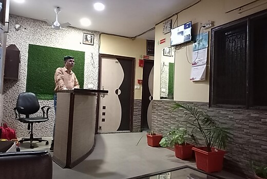 NEW AHUJA GUEST HOUSE
