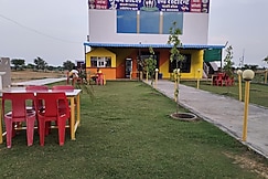 HOTEL AVADH RESORT., Salasar