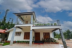 Kodebailu Homestay, Belur