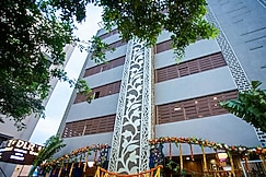 DLR GRAND, Thiruthani