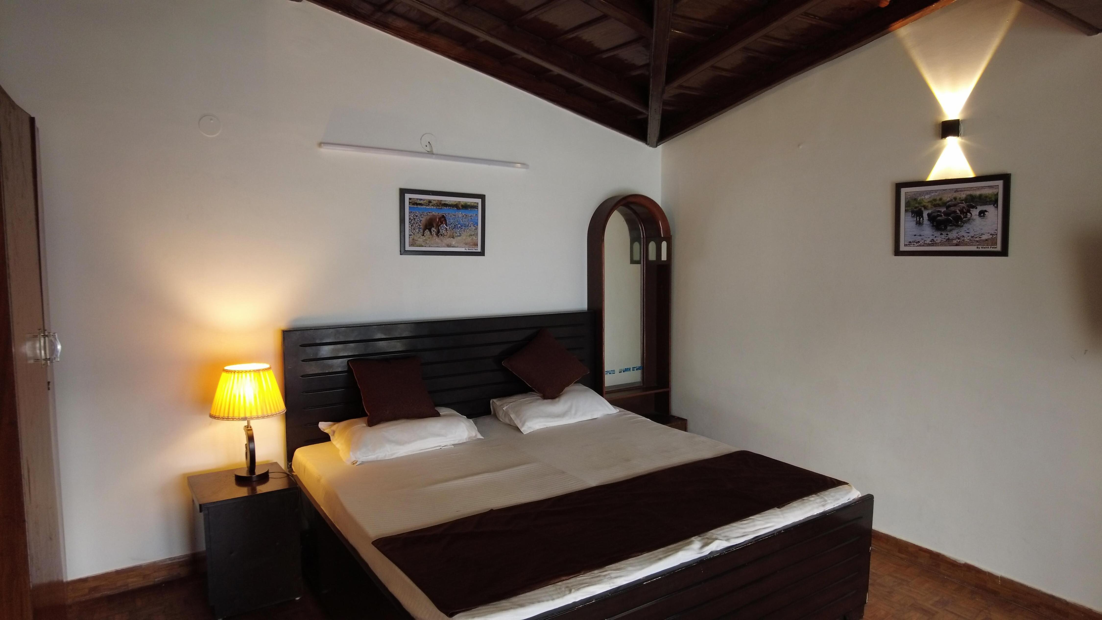 2BK Lake View Studio Apartment With Private Terrace - Tap to explore photos