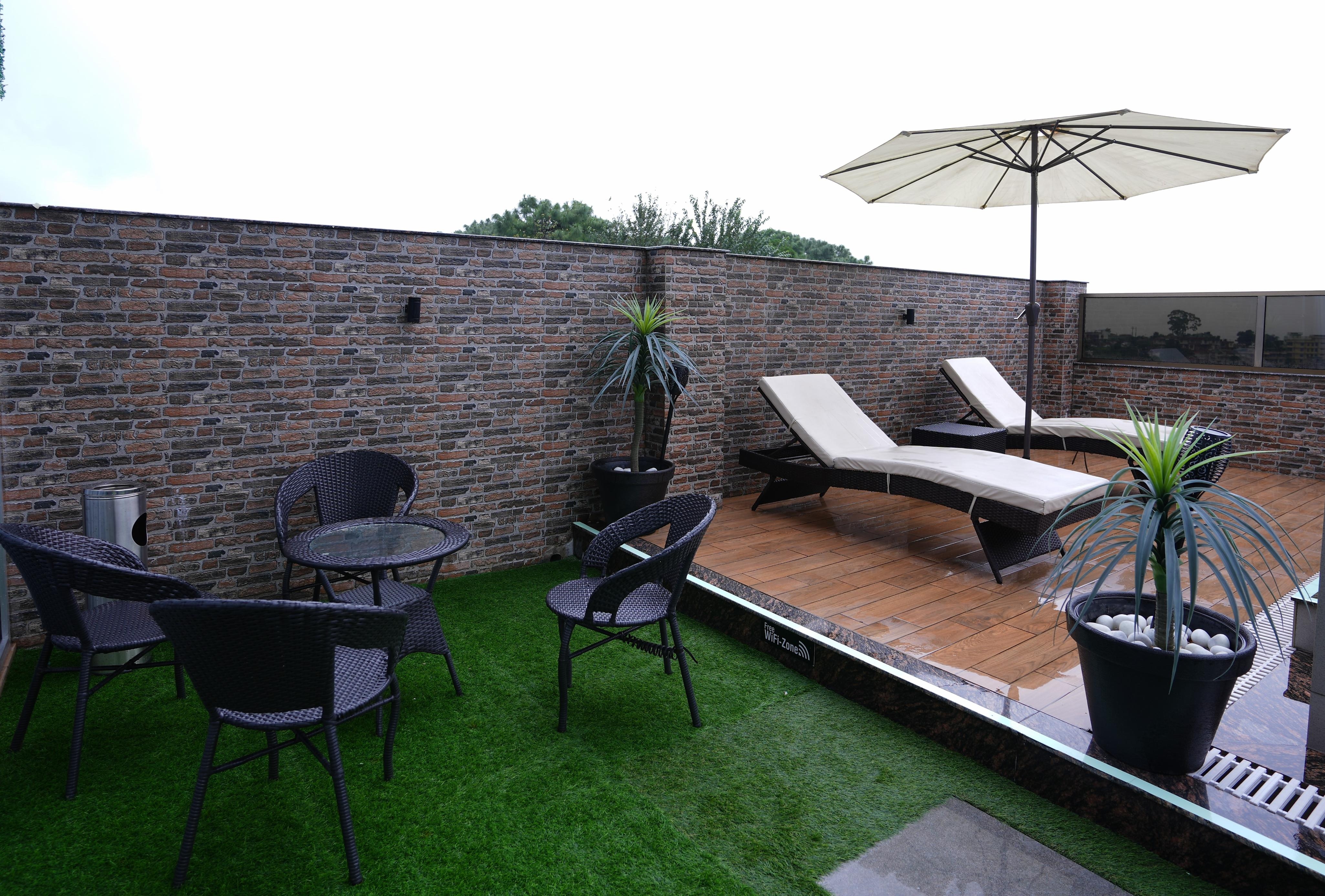 The Relyn Suite - Tap to explore photos