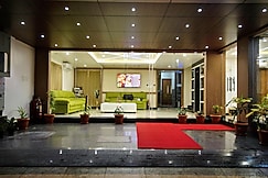 Villa Grand Hotel Near Kempegowda Intl Airport, Bangalore
