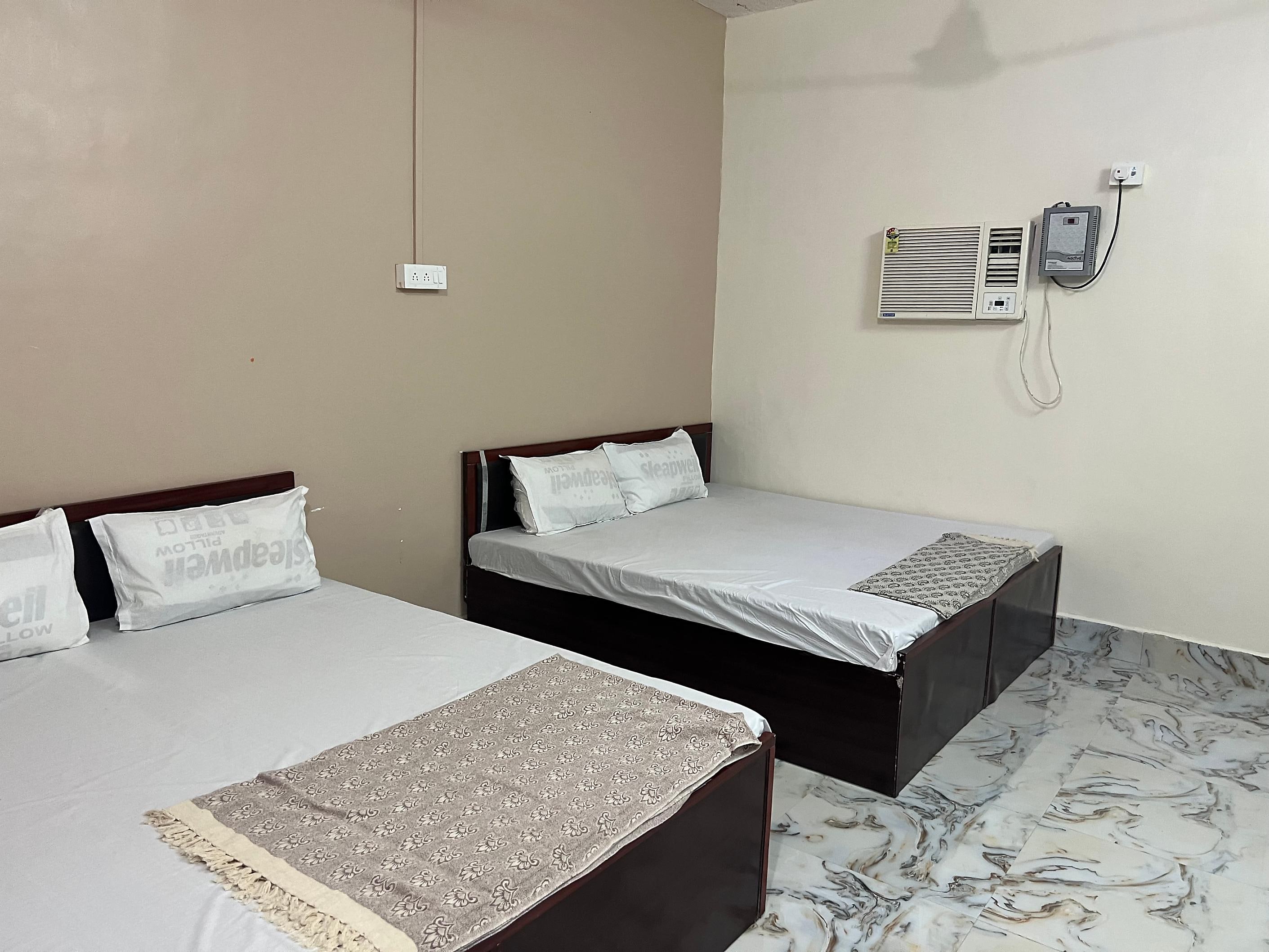 BRAJ RANI HOTEL AND GARDEN - Tap to explore photos
