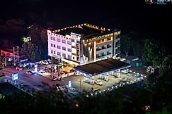 Hotel Woodlark, Kattappana