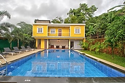 Mountain Bliss - Boutique Duplex with Private Pool, Goa