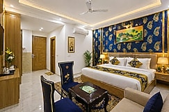 Hotel Decent Suites Delhi Airport, Delhi