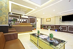 Hotel Decent Suites Delhi Airport, Delhi