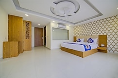 Hotel Decent Suites Delhi Airport, Delhi