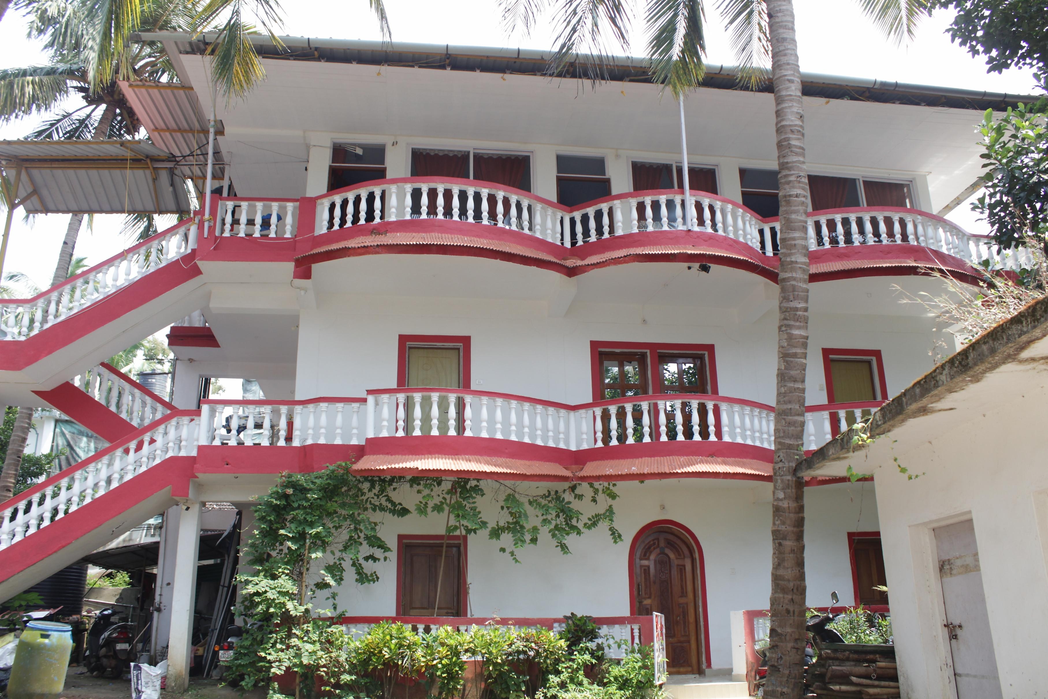 Silvia Guest House Agonda - Tap to explore photos