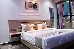Hotel Czar Inn, Surat