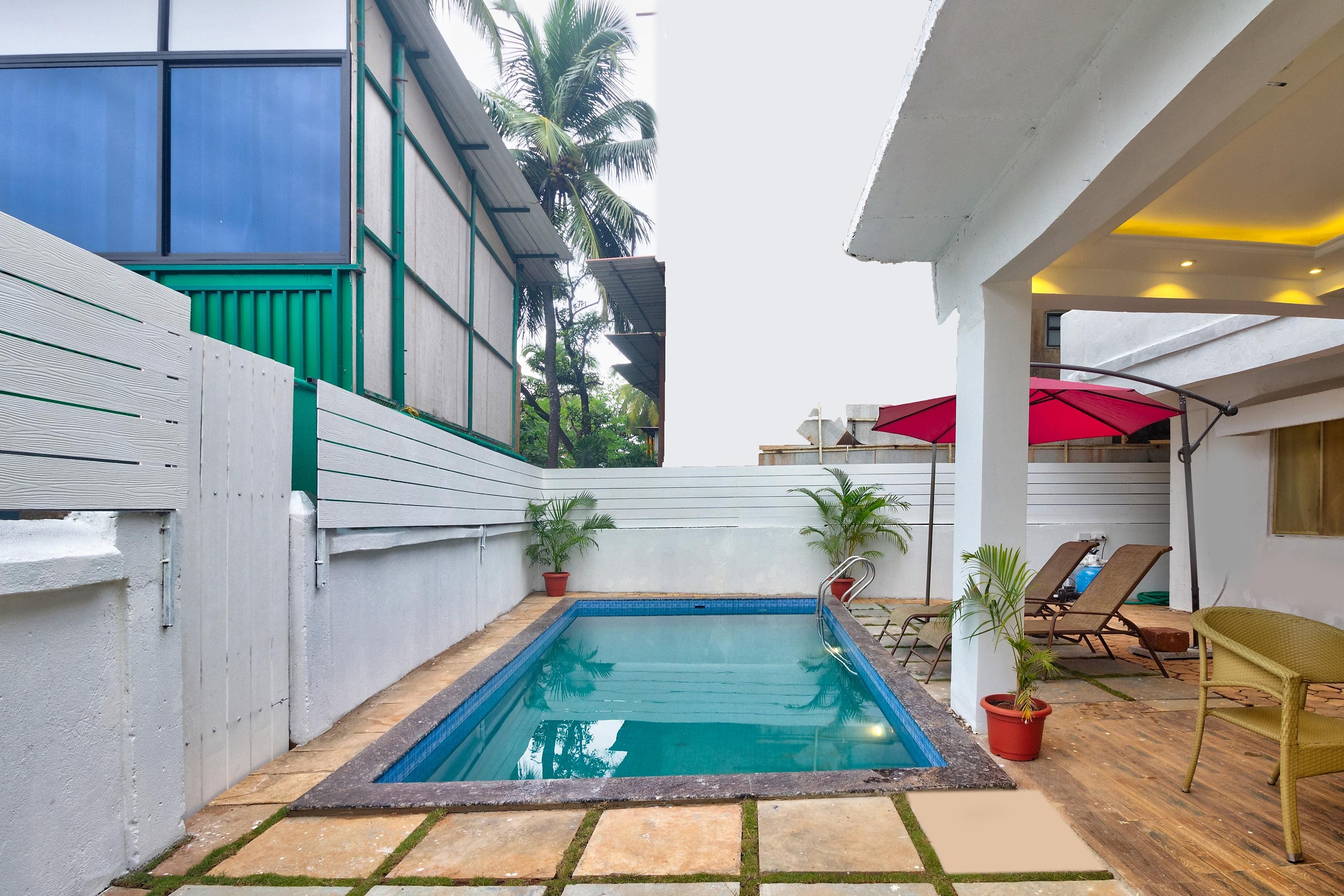 Casa Zain - 6 Bedroom Villa, Calangute - Tap to explore photos