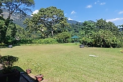 Phaskowa Tea Estate Bunglow, Alipurduar