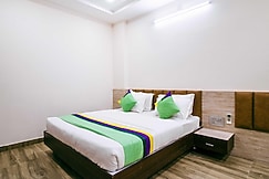 Treebo Paras Raj Near City Palace, Udaipur