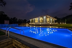 Hill Rock Resort & Villas, Neral