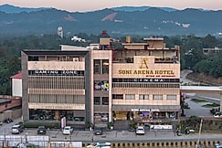 Soni Arena Hotel, Una