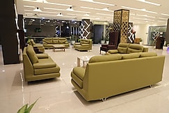 Soni Arena Hotel, Una