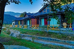 Chanshal Camps & Resort, Morang