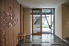 Almas Hotel Bangkok, Bangkok