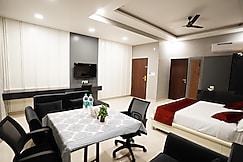 THE CONNAUGHT HOUSE, Jaipur