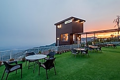 Treebo Raj Mall Road, Mussoorie