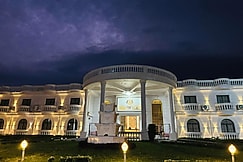 HOTEL NILKANTH PALAC, Surendranagar, Gujarat