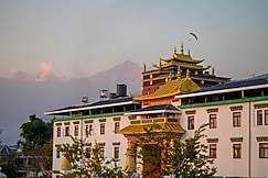 Chokling ArtHouse - The Treasure of Himalayas, Bir Billing