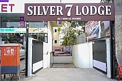 Hotel Silver 7, Pune