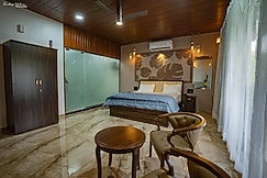 Tatvaraj Farms, Lonavala