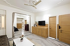 Balaji | Entire 2 BHK Apartment, Varanasi