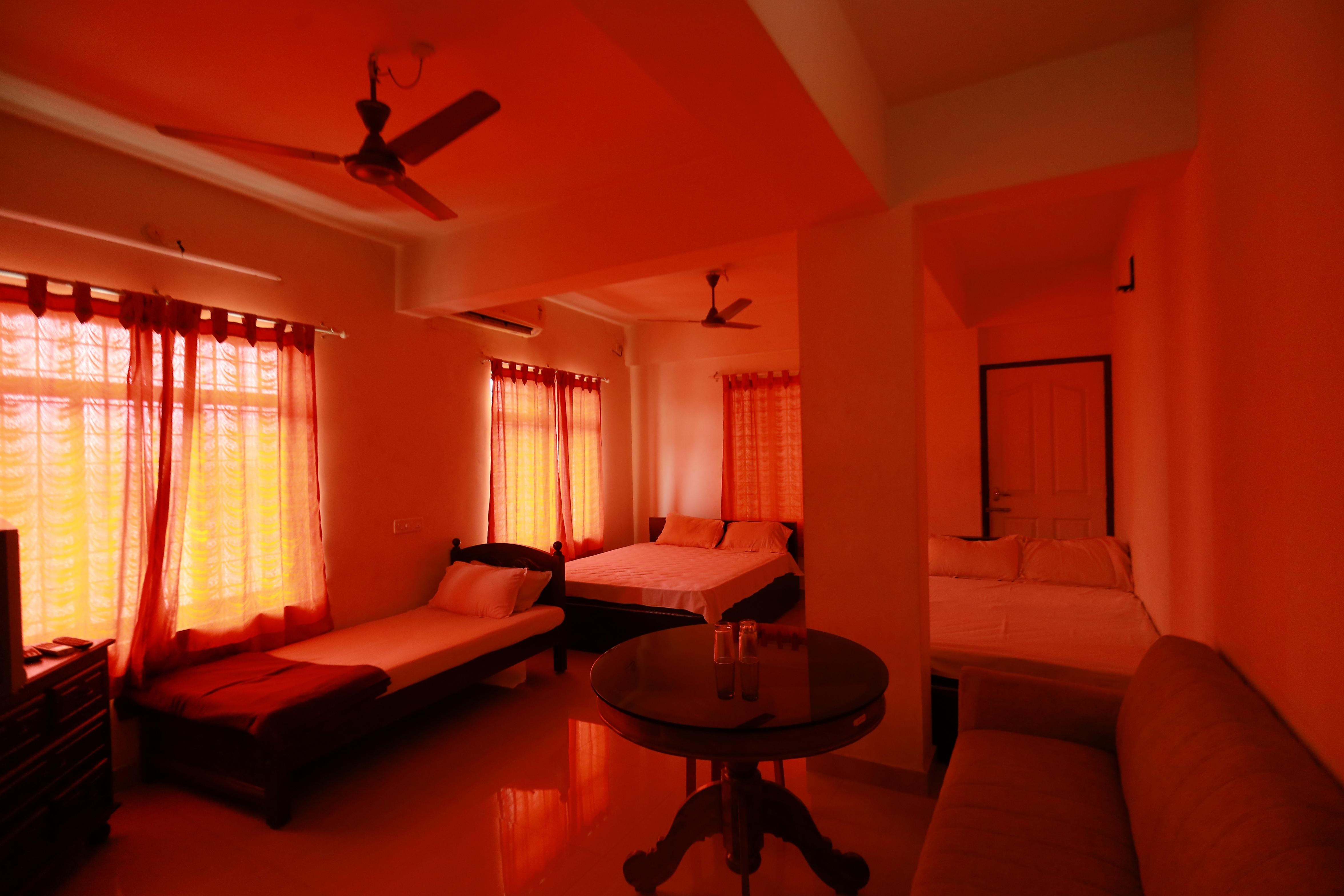Arackal Tourist Home - Tap to explore photos