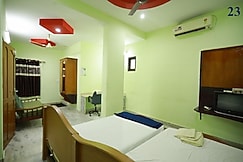 Arackal Tourist Home, Cochin