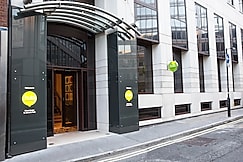 hub by Premier Inn London Westminster, Saint James' Park, Suffolk