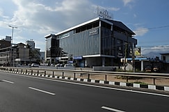 Dreamotel Luxury Suits And Rooms, Palakkad