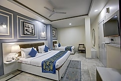 OPO ALPINO BY AERODROME, Delhi