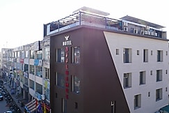 Affluence Hotel, Kharar