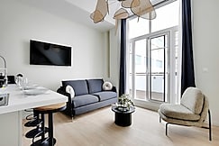 Modern Apartment - 2BR/6P - Eiffel Tower, Paris