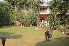 The Estate Villa New Delhi, Delhi