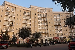 Hotel Vinayak Guesthouse Holidays home stay, Vrindavan