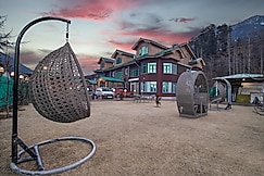 Hayat Residency (10 min. drive to Main Market), Pahalgam