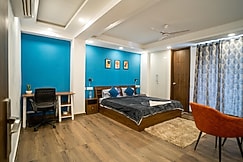 FlxHo Uno @Golf Course Road, Gurgaon