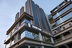 HOTEL SWEETTIME RESTAURANT AND BANQUET, Kadi