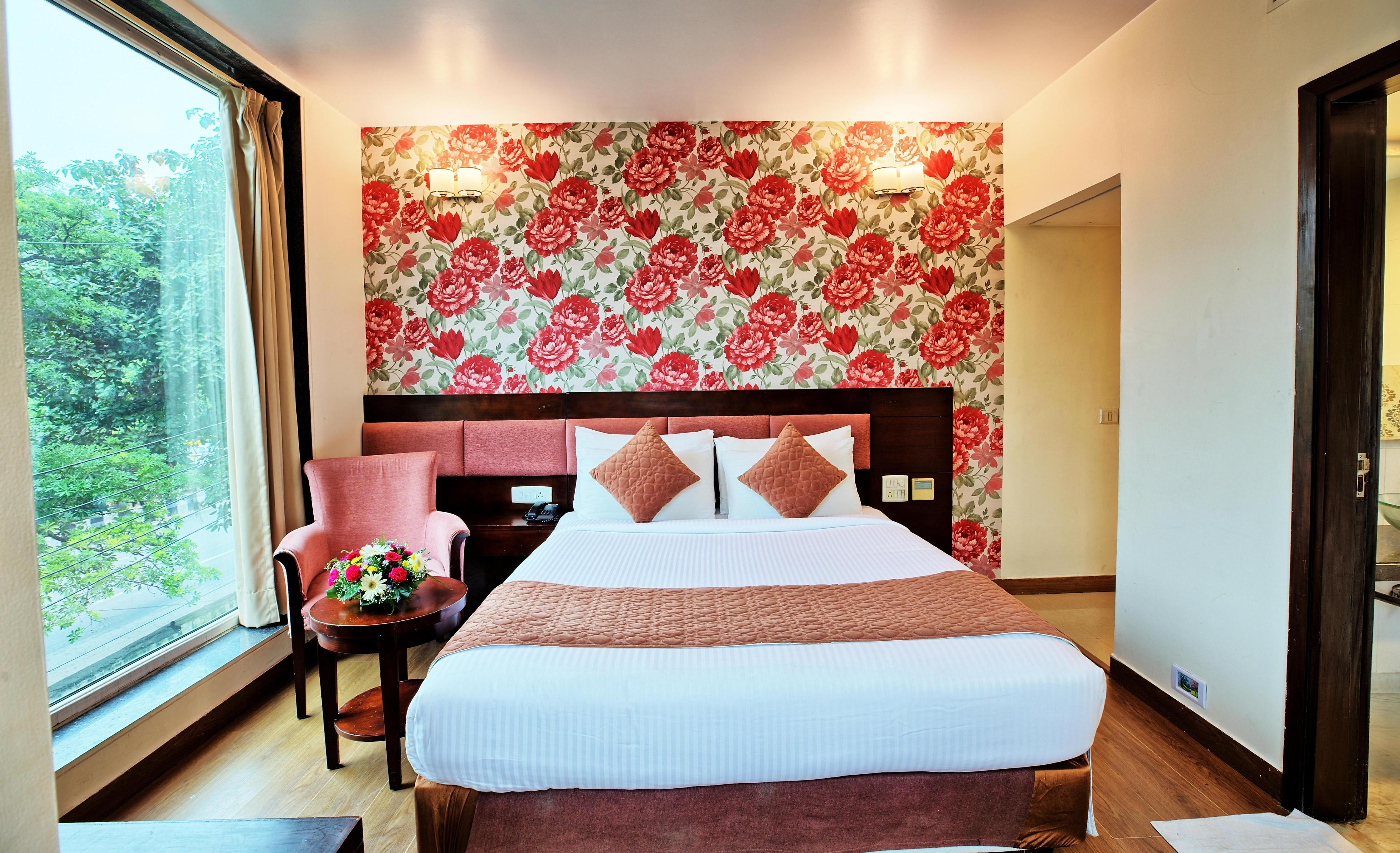 Rosemallow Hotel - Tap to explore photos