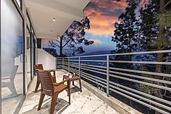 Kasauli Hill Crest | Luxury Apartments, Kasauli