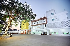 The Sky Land Hotel, Tuljapur