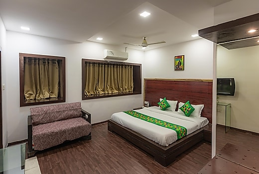 Treebo Shembekars Inn