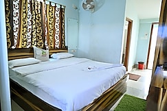 BEAUTINA HOTEL (750 mtr from Golden Beach), Puri