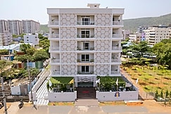 THE INVITATION 365 HOTEL, Visakhapatnam