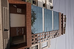 HOTEL CITY CROWN GONDIA, Baihar