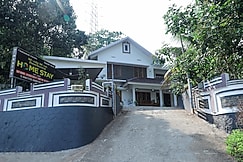 Moody Moon Residential Homestay, Munnar